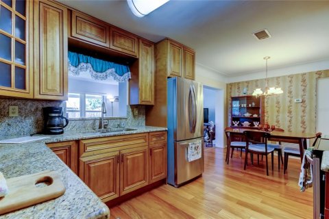 Купить виллу или дом в Сент-Питерсберг, Флорида 6 комнат, 127.65м2, № 1675207 - фото 14