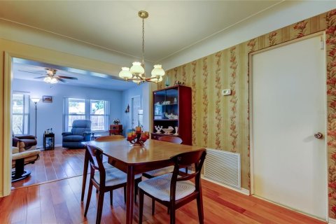 Купить виллу или дом в Сент-Питерсберг, Флорида 6 комнат, 127.65м2, № 1675207 - фото 8