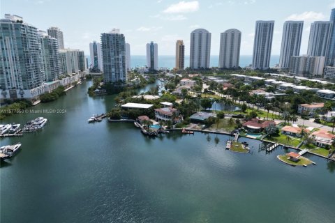 Condominio en venta en Sunny Isles Beach, Florida, 3 dormitorios, 158.4 m2 № 1981865 - foto 21