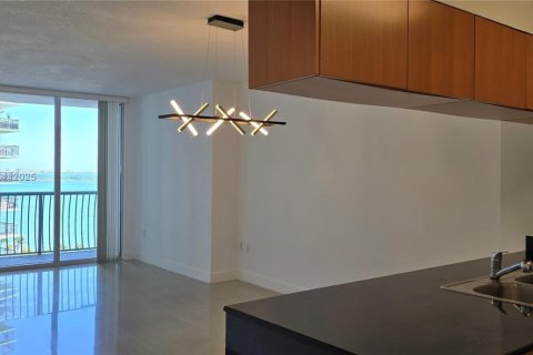 Condo in Miami, Florida, 1 bedroom № 1958634 - photo 28