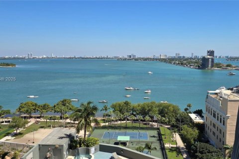 Condo in Miami, Florida, 1 bedroom № 1958634 - photo 30