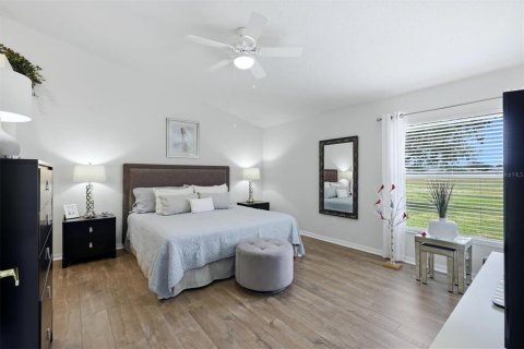 House in North Port, Florida 3 bedrooms, 137.22 sq.m. № 2155781 - photo 17