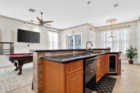 Casa en venta en Hollywood, Florida, 4 dormitorios, 303.79 m2 № 2053580 - foto 27