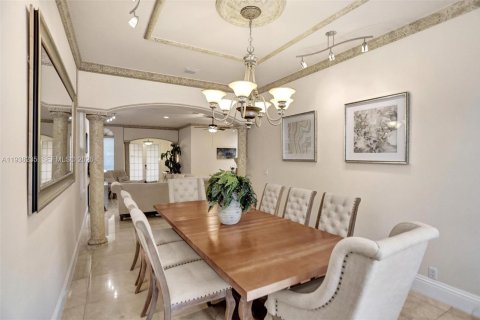 Casa en venta en Hollywood, Florida, 4 dormitorios, 303.79 m2 № 2053580 - foto 23