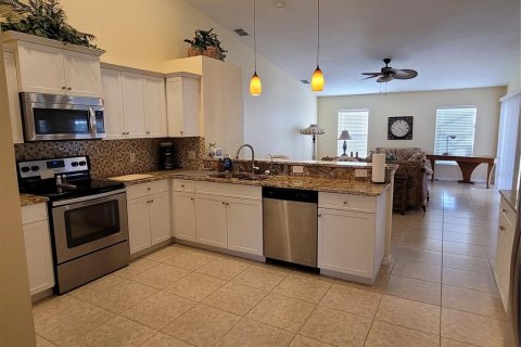 Casa en alquiler en Port Charlotte, Florida, 3 dormitorios, 200.02 m2 № 1650382 - foto 11