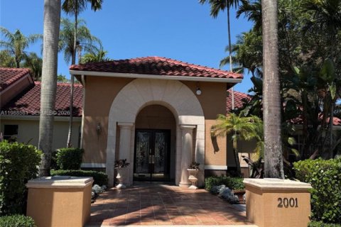 Condo in Miramar, Florida, 2 bedrooms  № 2050690 - photo 21