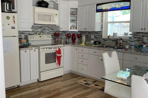 Villa ou maison à vendre à Sarasota, Floride: 5 chambres, 221.85 m2 № 1422209 - photo 13