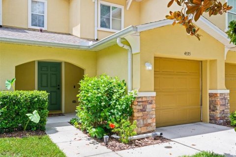 Townhouse in Tampa, Florida 2 bedrooms, 126.72 sq.m. № 1870856 - photo 2