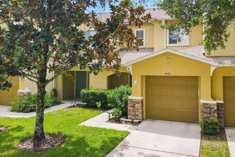 Townhouse in Tampa, Florida 2 bedrooms, 126.72 sq.m. № 1870856 - photo 17