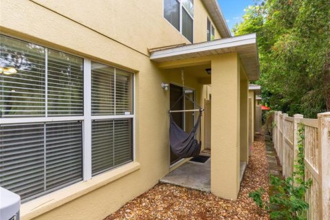 Townhouse in Tampa, Florida 2 bedrooms, 126.72 sq.m. № 1870856 - photo 16