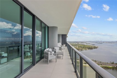 Condominio en venta en Miami, Florida, 4 dormitorios, 305.56 m2 № 1868229 - foto 10