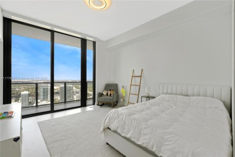 Condominio en venta en Miami, Florida, 4 dormitorios, 305.56 m2 № 1868229 - foto 18