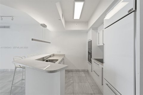 Купить кондоминиум в Майами-Бич, Флорида 2 спальни, 127.28м2, № 2066213 - фото 14