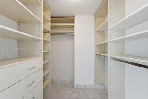 Купить кондоминиум в Майами-Бич, Флорида 2 спальни, 127.28м2, № 2066213 - фото 22