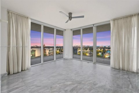 Купить кондоминиум в Майами-Бич, Флорида 2 спальни, 127.28м2, № 2066213 - фото 6