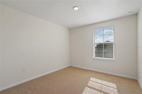 Townhouse in Winter Garden, Florida 3 bedrooms, 145.67 sq.m. № 1679978 - photo 12