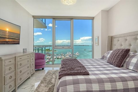 Condo in Sarasota, Florida, 2 bedrooms  № 1854259 - photo 30