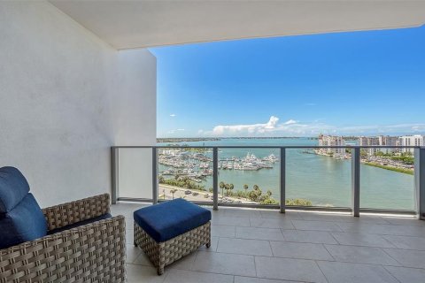 Condo in Sarasota, Florida, 2 bedrooms  № 1854259 - photo 7