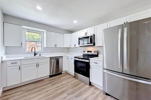 Villa ou maison à vendre à Sanford, Floride: 3 chambres, 175.03 m2 № 2230396 - photo 7