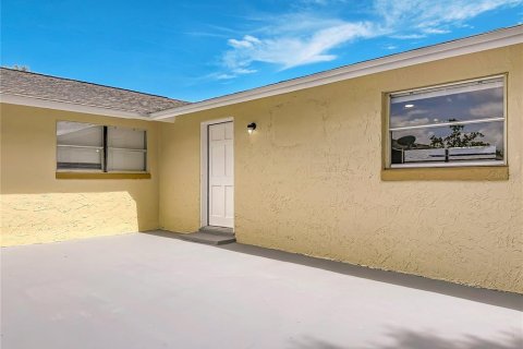 Villa ou maison à vendre à Sanford, Floride: 3 chambres, 175.03 m2 № 2230396 - photo 23