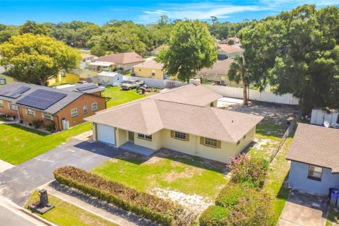 Villa ou maison à vendre à Sanford, Floride: 3 chambres, 175.03 m2 № 2230396 - photo 2
