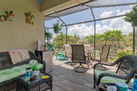 Villa ou maison à vendre à Punta Gorda, Floride: 4 chambres, 169.83 m2 № 2351737 - photo 25