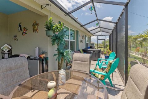 Villa ou maison à vendre à Punta Gorda, Floride: 4 chambres, 169.83 m2 № 2351737 - photo 23