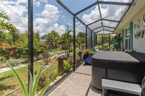 Villa ou maison à vendre à Punta Gorda, Floride: 4 chambres, 169.83 m2 № 2351737 - photo 28