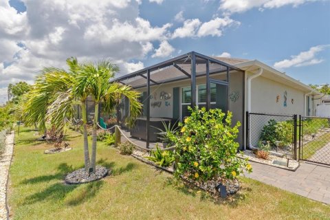 Villa ou maison à vendre à Punta Gorda, Floride: 4 chambres, 169.83 m2 № 2351737 - photo 29