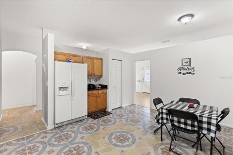 House in Ocala, Florida 4 bedrooms, 208.66 sq.m. № 1845067 - photo 9