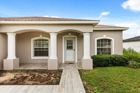 House in Ocala, Florida 4 bedrooms, 208.66 sq.m. № 1845067 - photo 3