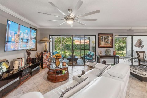 Townhouse in Orlando, Florida 3 bedrooms, 174.38 sq.m. № 2143060 - photo 22