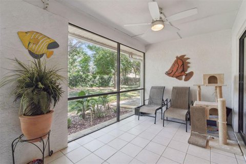 Townhouse in Orlando, Florida 3 bedrooms, 174.38 sq.m. № 2143060 - photo 29