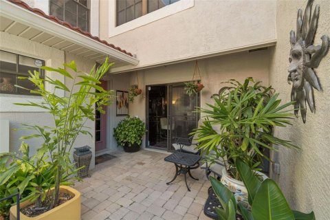 Townhouse in Orlando, Florida 3 bedrooms, 174.38 sq.m. № 2143060 - photo 11