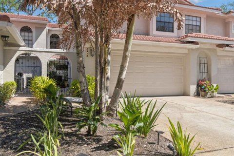 Townhouse in Orlando, Florida 3 bedrooms, 174.38 sq.m. № 2143060 - photo 8