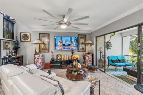 Townhouse in Orlando, Florida 3 bedrooms, 174.38 sq.m. № 2143060 - photo 24