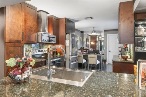 Townhouse in Orlando, Florida 3 bedrooms, 174.38 sq.m. № 2143060 - photo 2