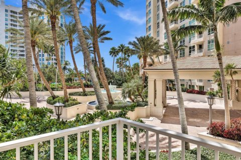 Copropriété à louer à Highland Beach, Floride: 2 chambres, 211.35 m2 № 2261997 - photo 11