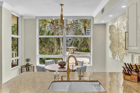 Copropriété à louer à Highland Beach, Floride: 2 chambres, 211.35 m2 № 2261997 - photo 16
