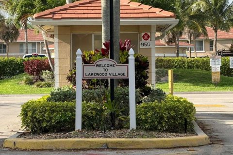 Condominio en alquiler en Coral Springs, Florida, 2 dormitorios, 71.35 m2 № 2071155 - foto 8