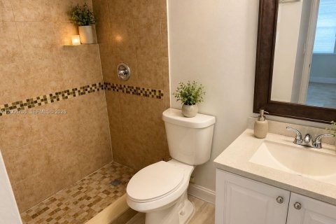 Condominio en alquiler en Coral Springs, Florida, 2 dormitorios, 71.35 m2 № 2071155 - foto 4