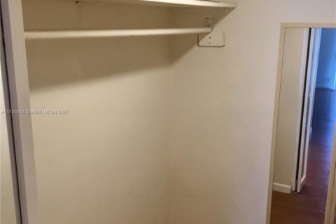 Купить кондоминиум в Авентура, Флорида 1 спальня, 67.82м2, № 2054409 - фото 29