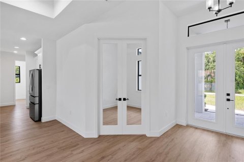 Villa ou maison à vendre à North Port, Floride: 3 chambres, 179.58 m2 № 2149063 - photo 6