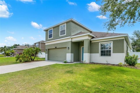House in Clermont, Florida 4 bedrooms, 232.07 sq.m. № 1904992 - photo 2