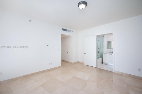 Condo in Miami, Florida, 1 bedroom  № 2042492 - photo 14