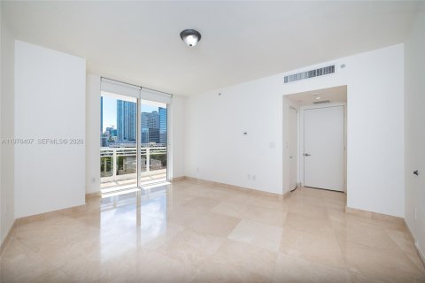 Condo in Miami, Florida, 1 bedroom  № 2042492 - photo 13