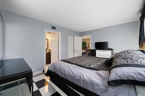 Condominio en venta en Delray Beach, Florida, 2 dormitorios, 93.37 m2 № 2177059 - foto 19
