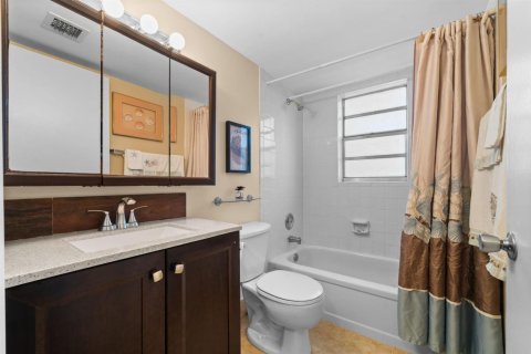 Condominio en venta en Delray Beach, Florida, 2 dormitorios, 93.37 m2 № 2177059 - foto 17