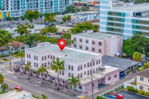 Propiedad comercial en venta en Hollywood, Florida № 1973422 - foto 23