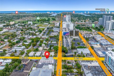 Propiedad comercial en venta en Hollywood, Florida № 1973422 - foto 18